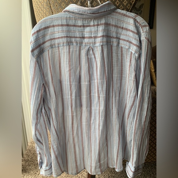 Treasure & Bond Women's Boyfriend Striped Button Up Shirt Light Blue NWOT SZ L - Picture 3 of 8